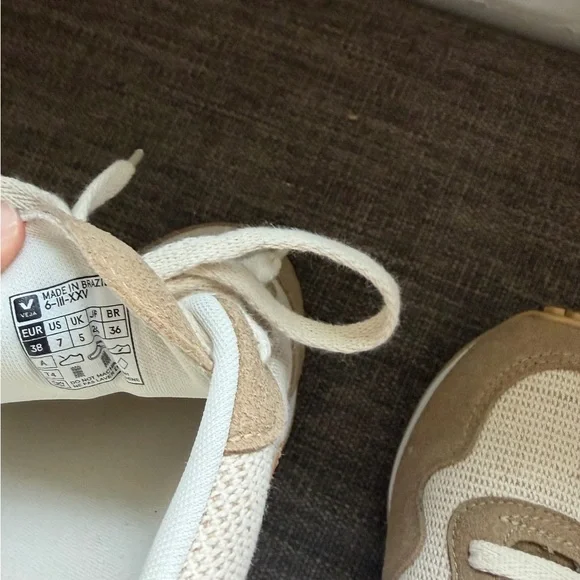 Veja SDU Rec J-Mesh Sneakers in Natural Platine - Picture 7 of 7